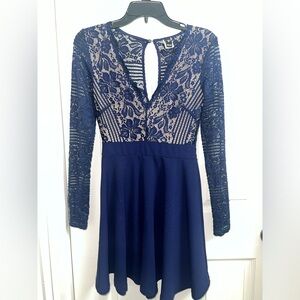 Windsor: Blue with Lace Mini dress. Size: Small. Like new.